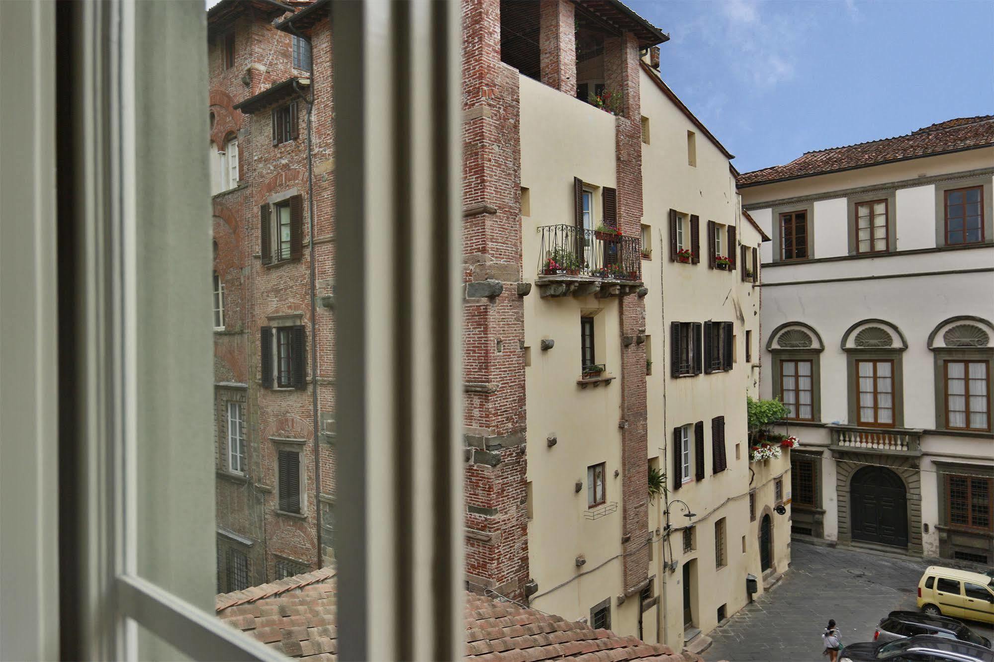 לוקה Guest Apartment Margherita מראה חיצוני תמונה